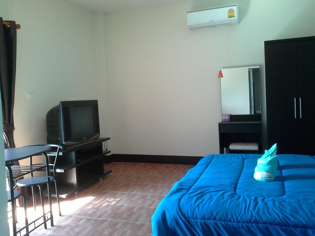 Aparthotel Bansappoori Lamphun Pokoj fotografie